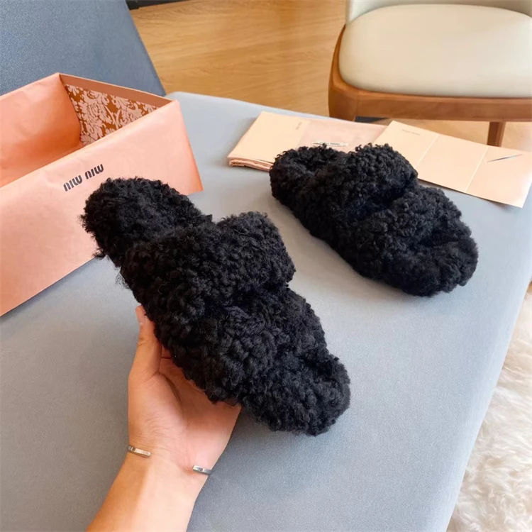 Wholesale double face sheepskin slippers 2022 genuine house slippers Women lamb fur slippers