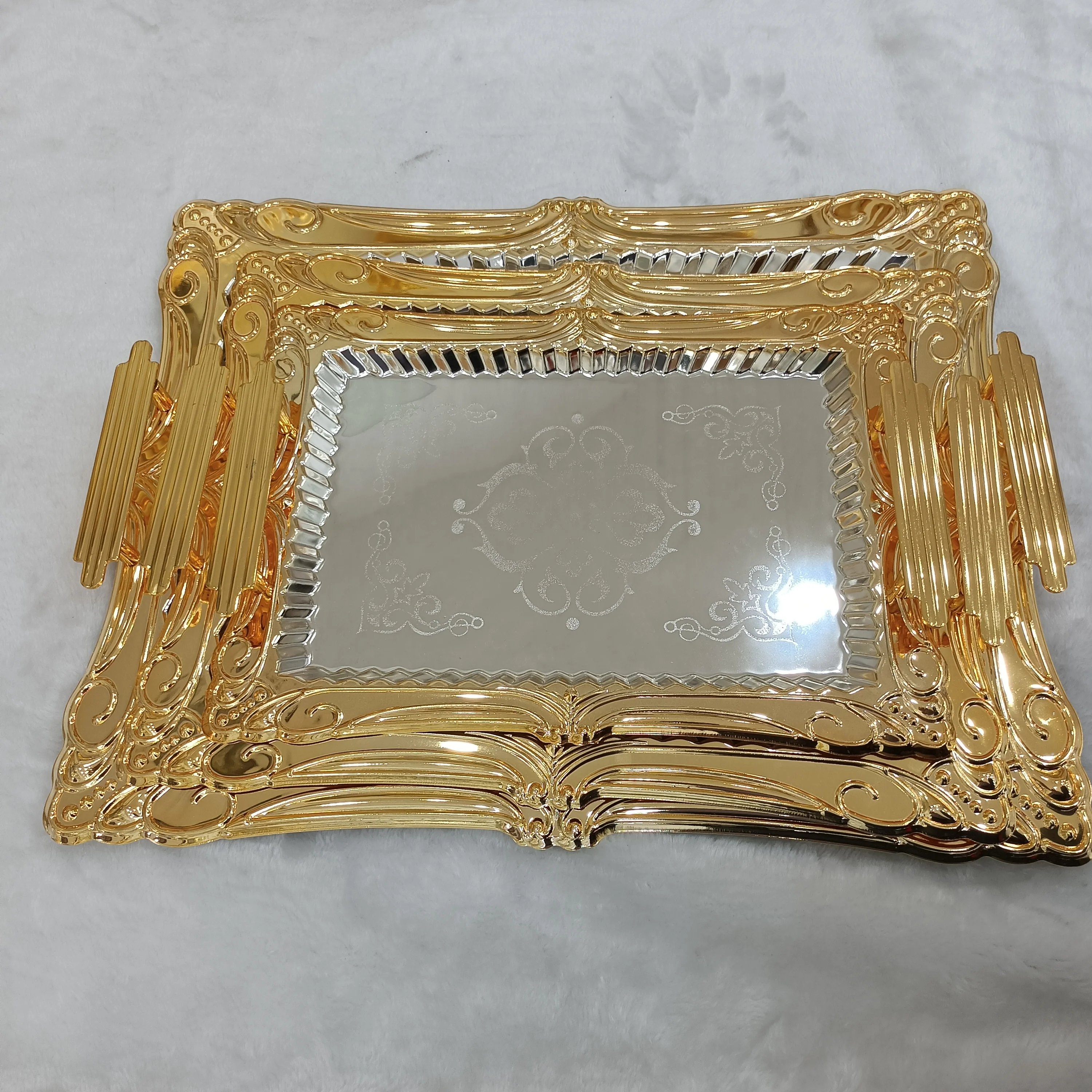 3 Tier Glass Serving Bowls with Golden Metal Stand Tiered Candy Box Basket Fruit Tray Plate Dish for Kitchen Counter