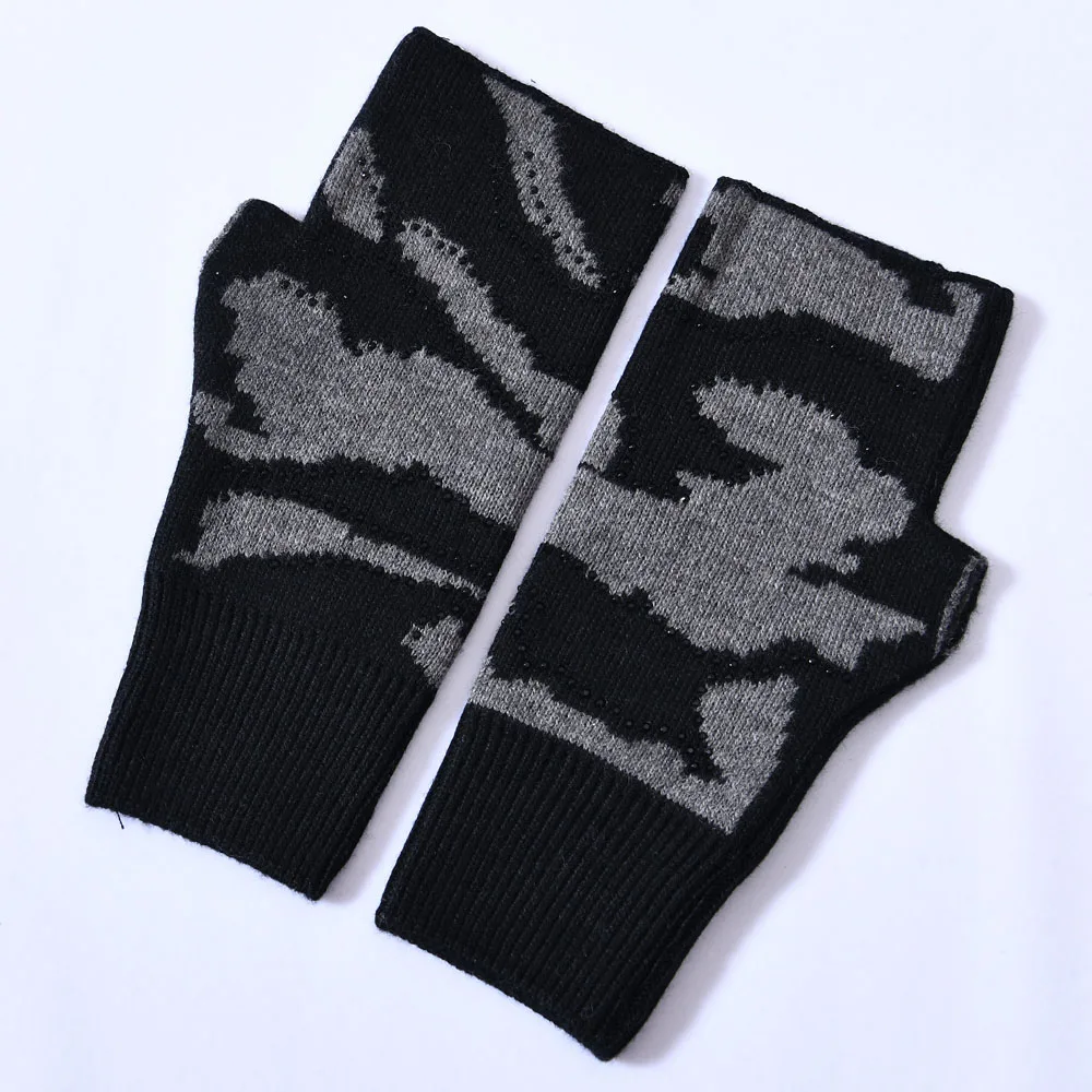 Wholesale Plain Camo Color Half Finger Gloves Rhinestone Stretch Winter Thick Warm Shiny Women Fingerless Custom Wool Gloves