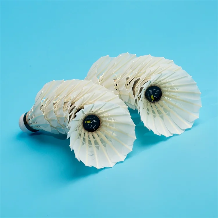 TCX-3000-A Goose feather duck  Careful selection of feathers and plugs to make the best badminton