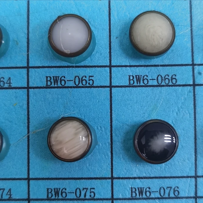 
Custom logo cloth clothing 17MM embossed vintage brass silver denim jeans buttons and rivets for garment 