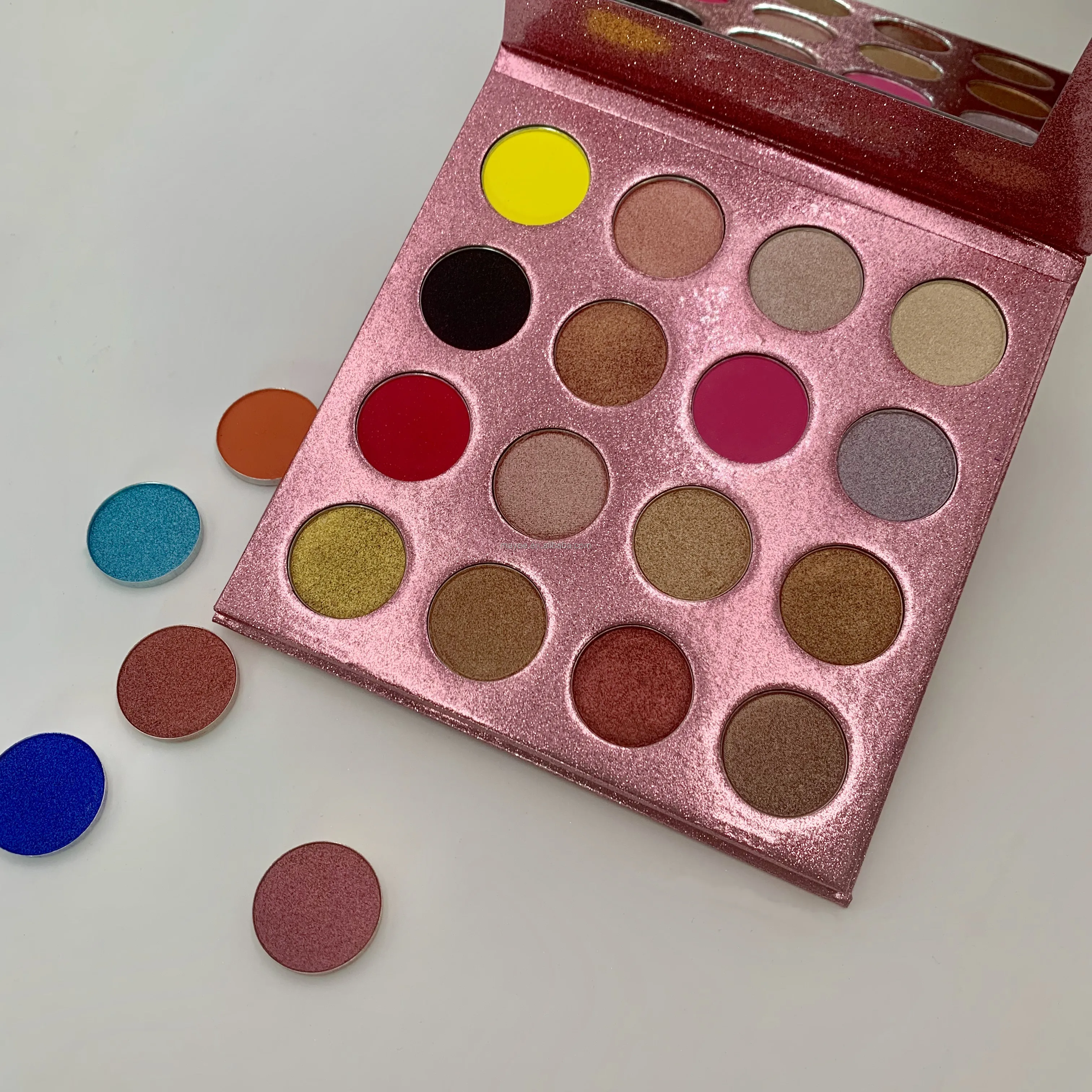 
Rose gold sparkly 26mm magnetic custom 16 color eyeshadow palette packaging 