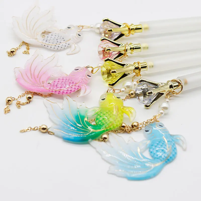 Maxwri Good Quality Creative Mechanical Pencil 0.5mm Koi Pendant Plastic Diamond Bling Propelling Pencil 0.7mm Lapiceros For Kid