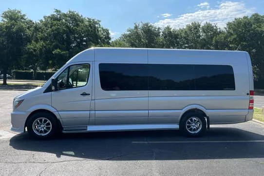 PERFECT SALES FOR 2018 Mer-cedes-Benz Sprinter 3500 Airstream Interstate 3.0-Liter Turbodiesel V6 RV Conversion LHD RHD