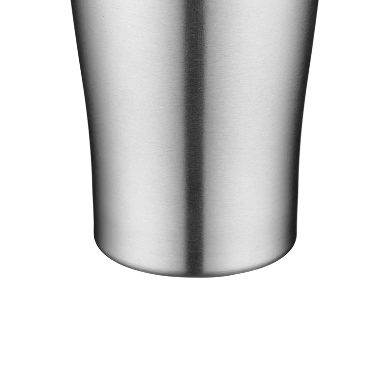 Perfect simple appearance double wall stainless steel mug for cooling beer