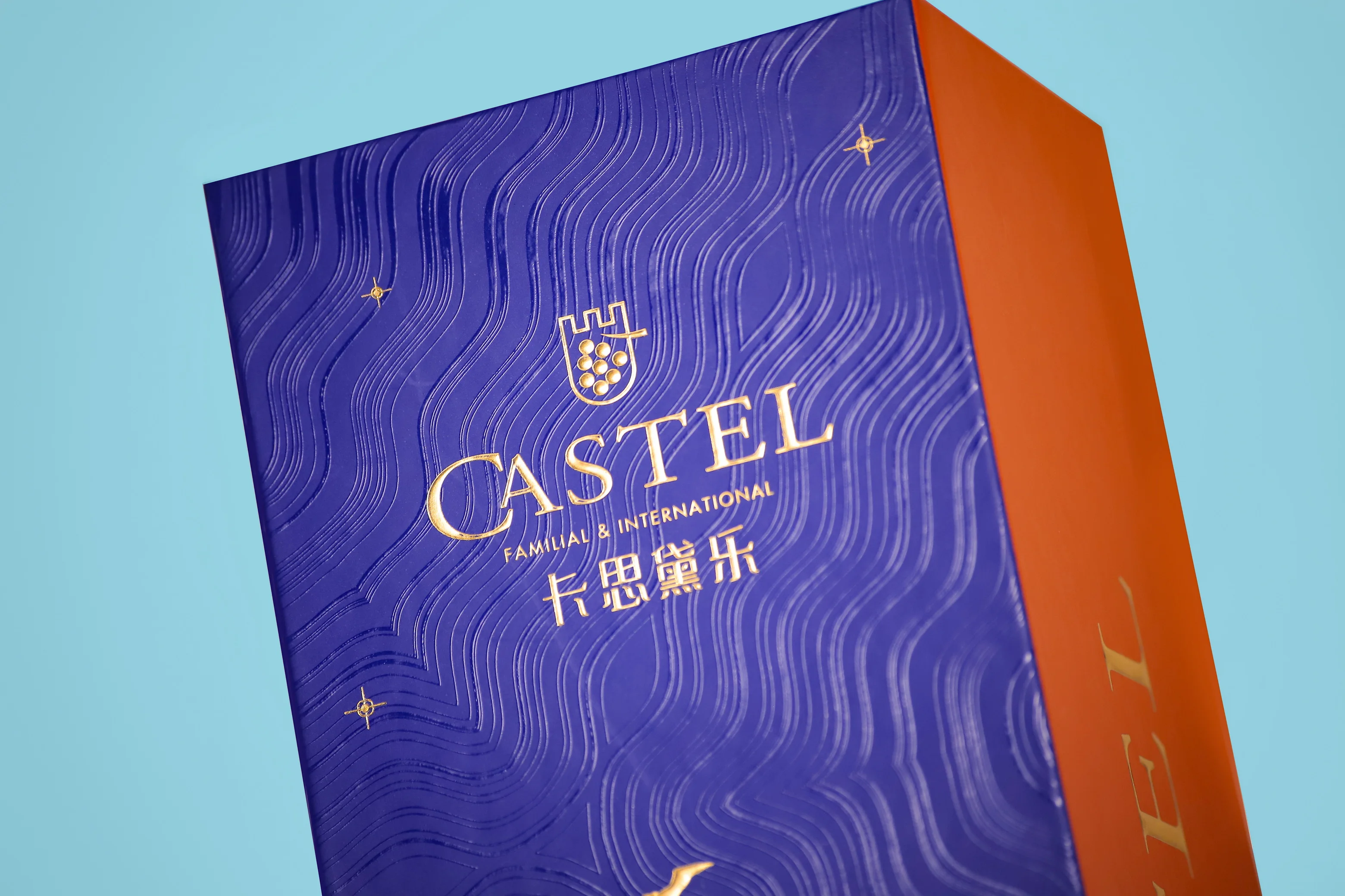 Top seller  luxury  decorative personalized  wine  gift  boxes packaging for wholesale 2 4 6 bottles  with cardboard hot stamp