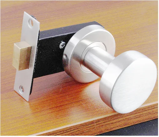 Seeyesdoor modern quality Doors Hardware Zinc Alloy Security Silent Door Handle set Locks