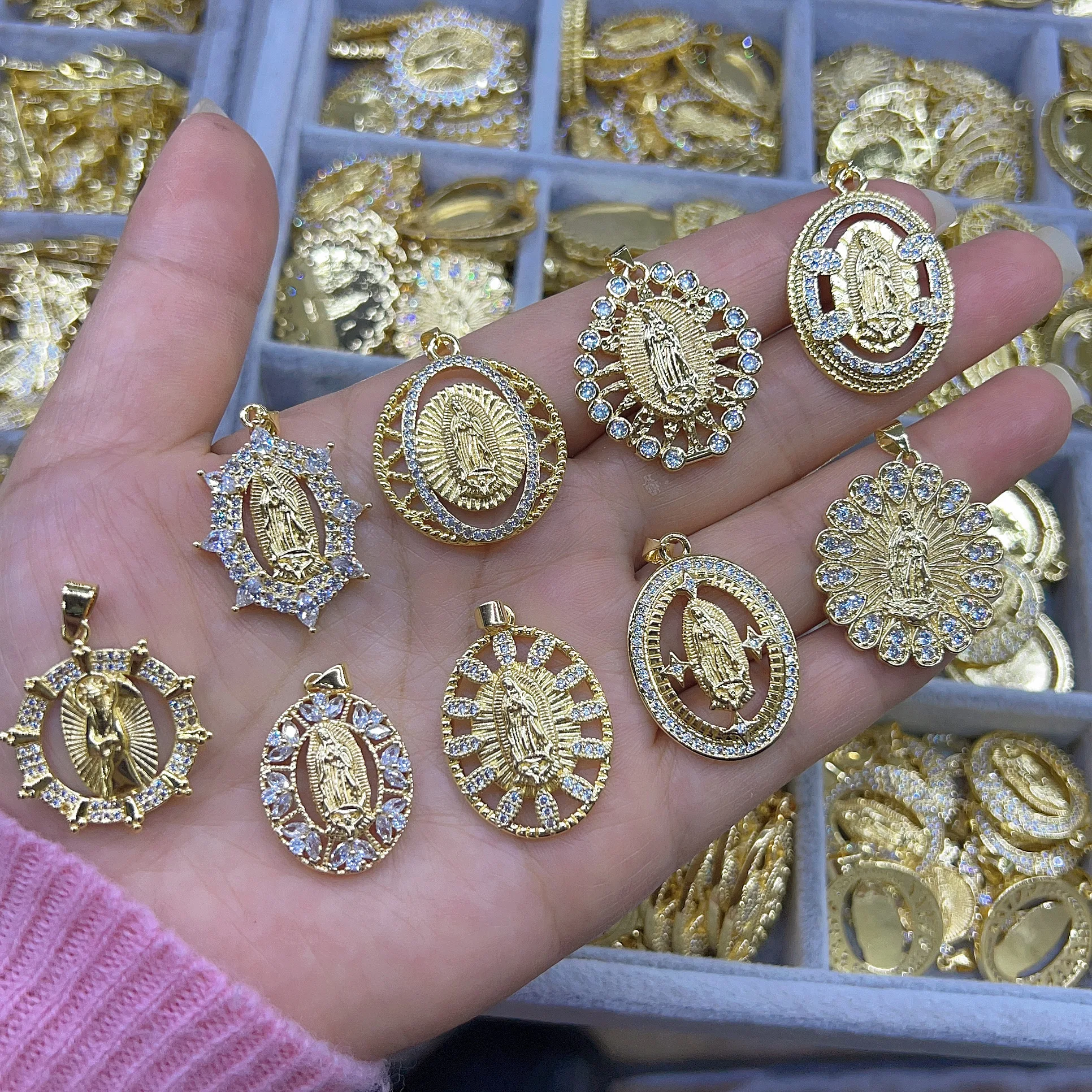 24K gold Plated Good Luck Protection Virgin Mary Pendant Dainty Religious Virgen de Guadalupe Charm Pendants religious jewelry