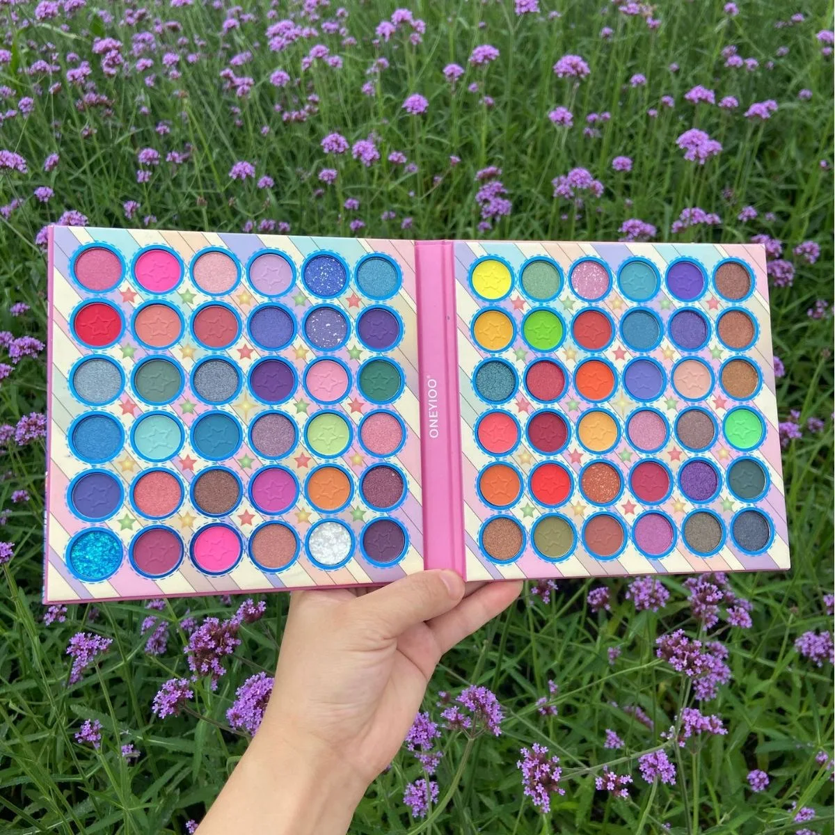 IGOODCO 72 color European and American girls pattern eyeshadow tray Matte pearl glittermulti-color makeup