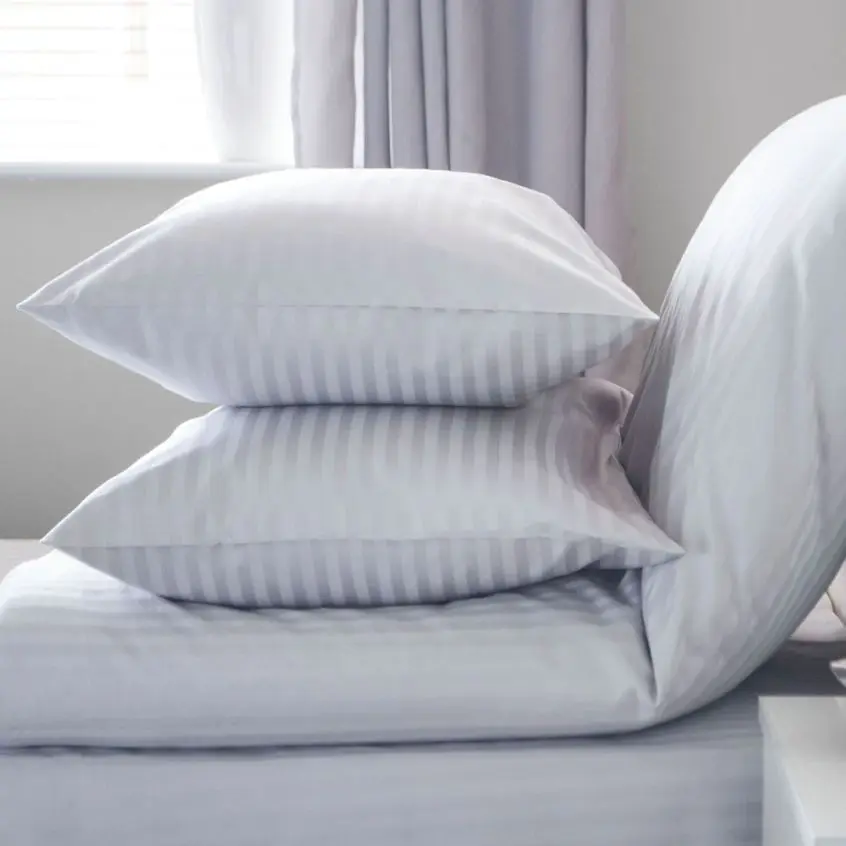 Hotel Pillows Double Line Cover Quality and Quilts Set 5 Star Hotels