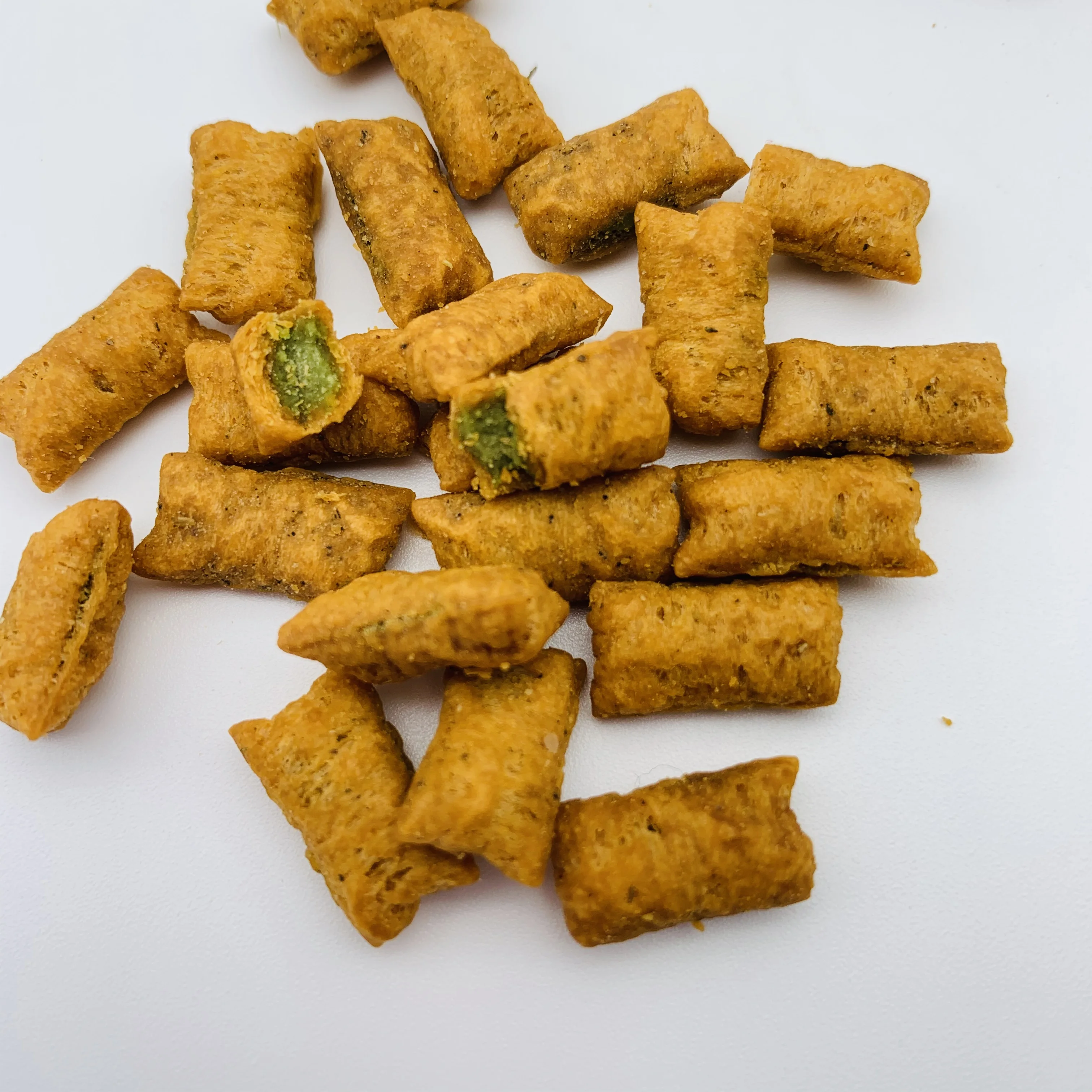 
Natural organic cat crunchy treats salmon cat snacks dog and cat food 