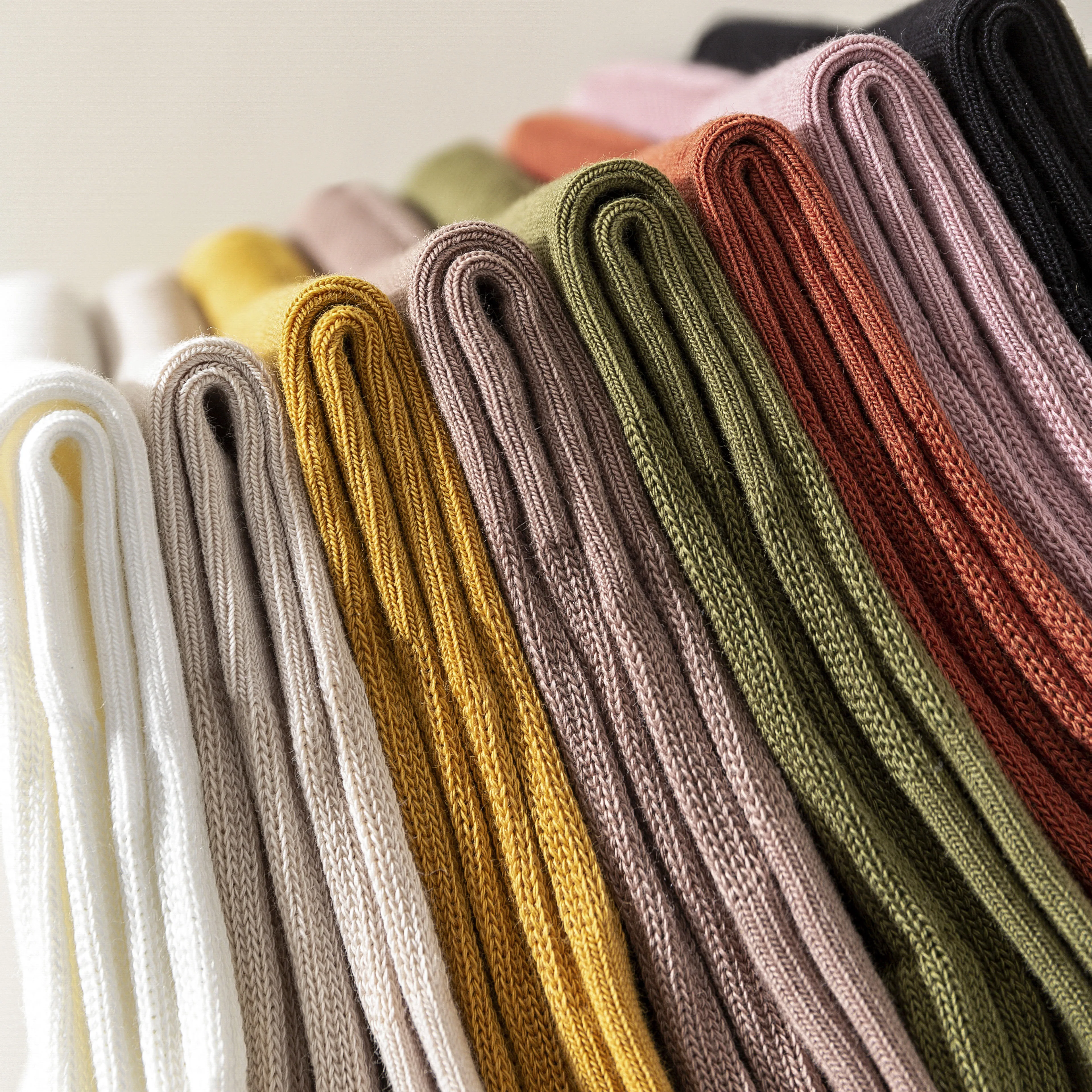 wholesale plain color crew women socks fashion casual women socks high elastic cotton socks for women girl