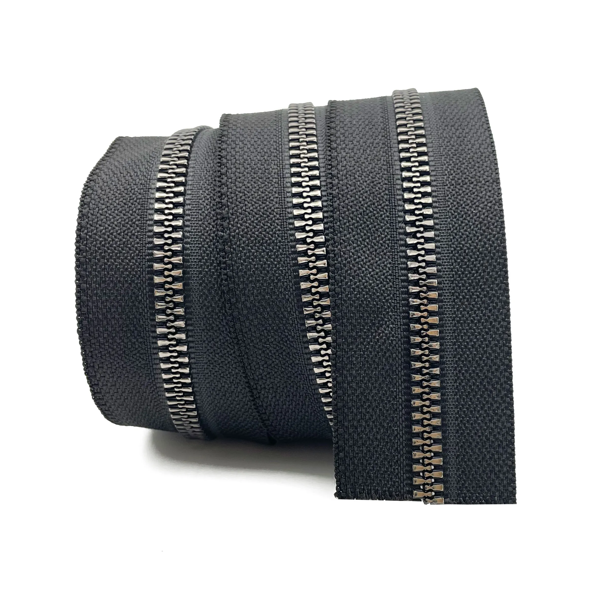 New Arrival Gun Color Resin Zipper Black Nickel Teeth Thin Style Plastic Zipper Design For Jacket