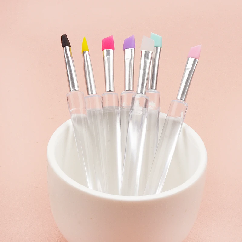 Soft Silicone Eyebrow Eyeliner Makeup Brush With Cap For Women Makeup Tool