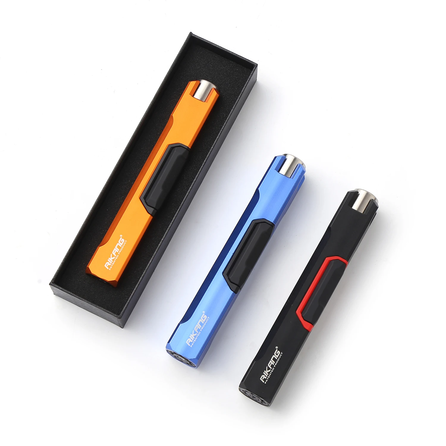 The latest style of pen ignition device can light cigarettes and be taken outdoors. Inflatable ignition device has high safety