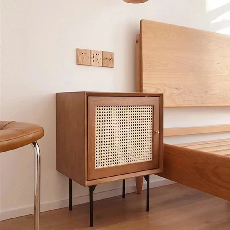 New Style Modern Solid Wood Nightstand Bedroom Bedside Table