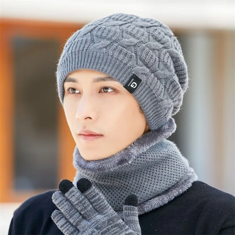 Hot selling 2022 neckerchief fashion man wear mens winter hats winter hat men