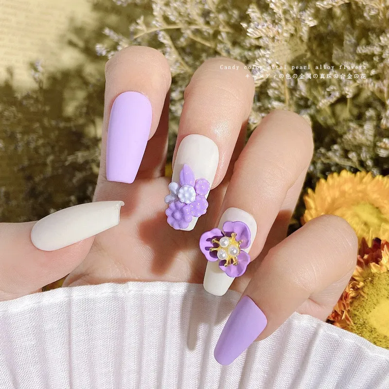 NEW design 6 color nail art three-petal flower pearl jewelry alloy painted metal nail decoration