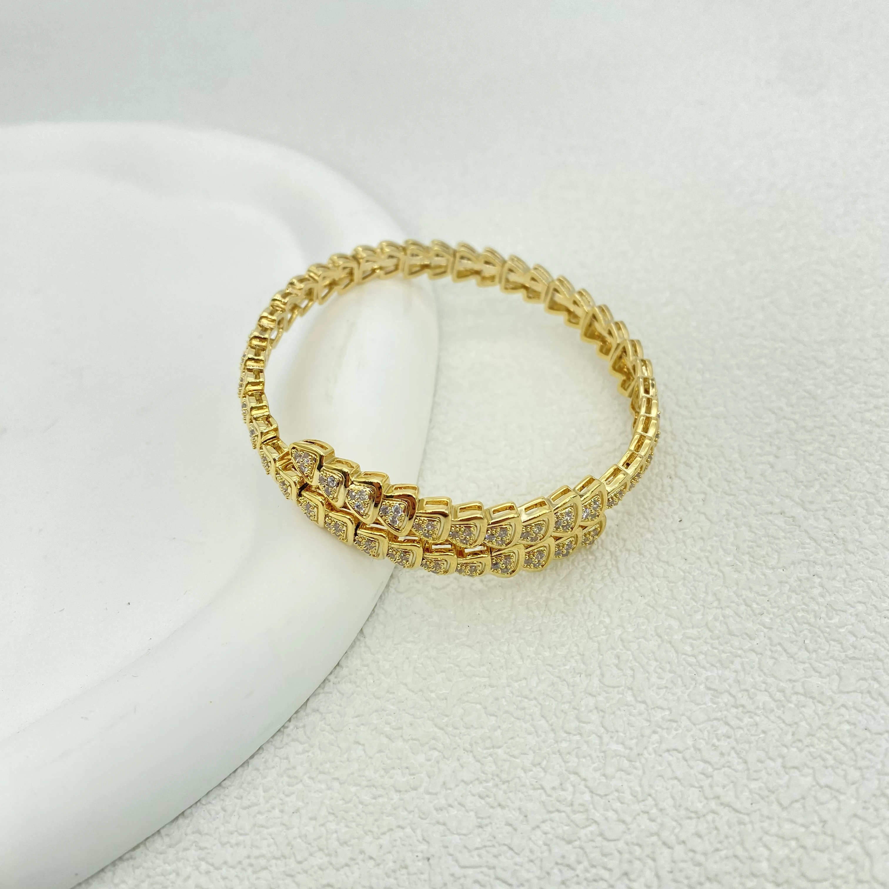 Wholesale Fashion Fine Jewelry Bracelets & Bangles Set Copper 18K Gold Plated Zircon Crystal Diamond Clover for Women Men