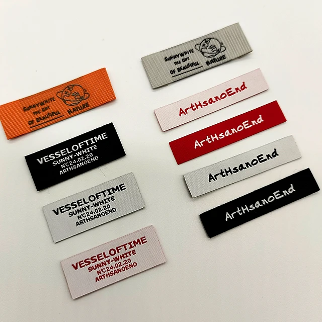 Customized woven sewing label end fold woven label embroidery machine for clothing high density