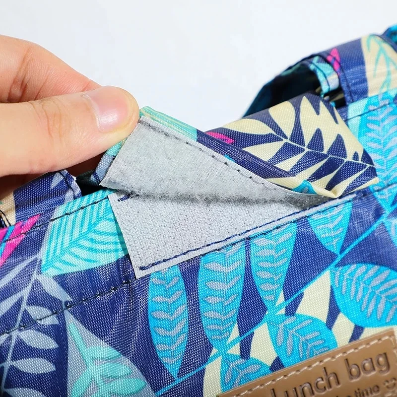 Custom cheap reusable portable waterproof cooler bag picnic travel child insulated kid lunch bag 2020