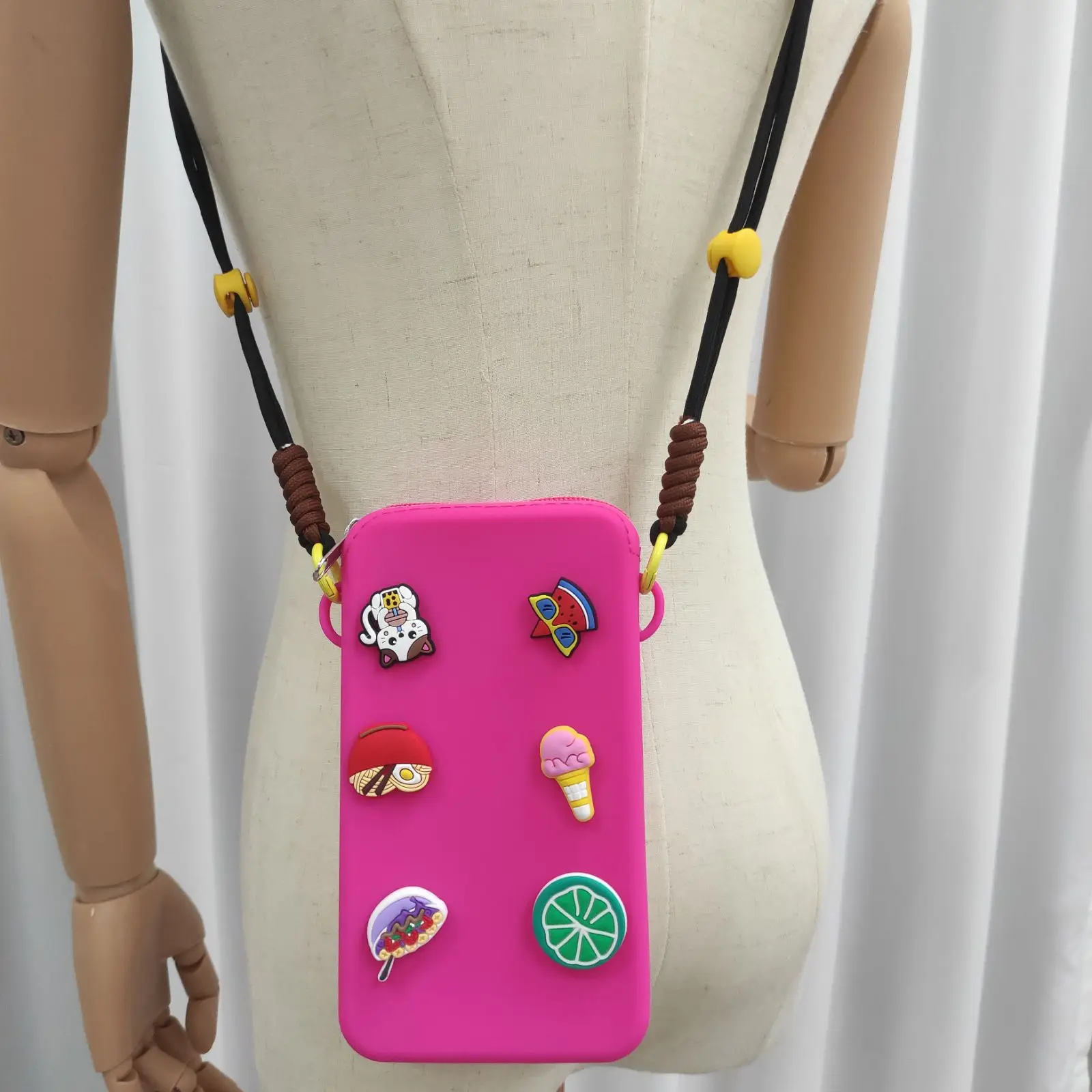 2024 Cartoon  Coin Purses Rubber Mini  Wallet Pouch Silicone Storage Bag with Zipper For Children