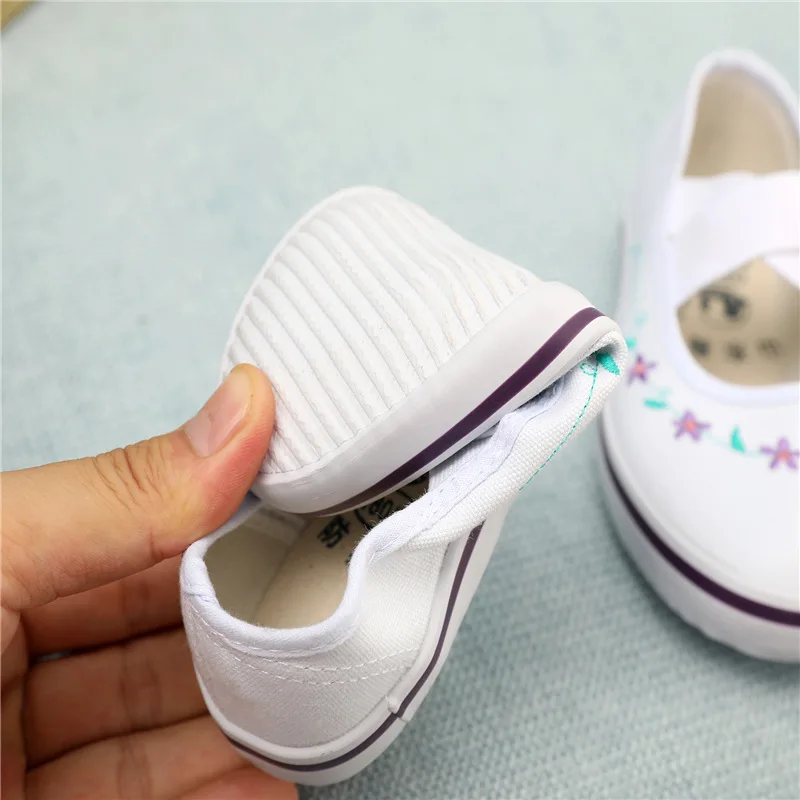 Детская оптовая продажа, белые складные танцевальные туфли для маленьких девочек, дешевая эластичная холщовая танцевальная обувь с вышивкой для маленьких девочек