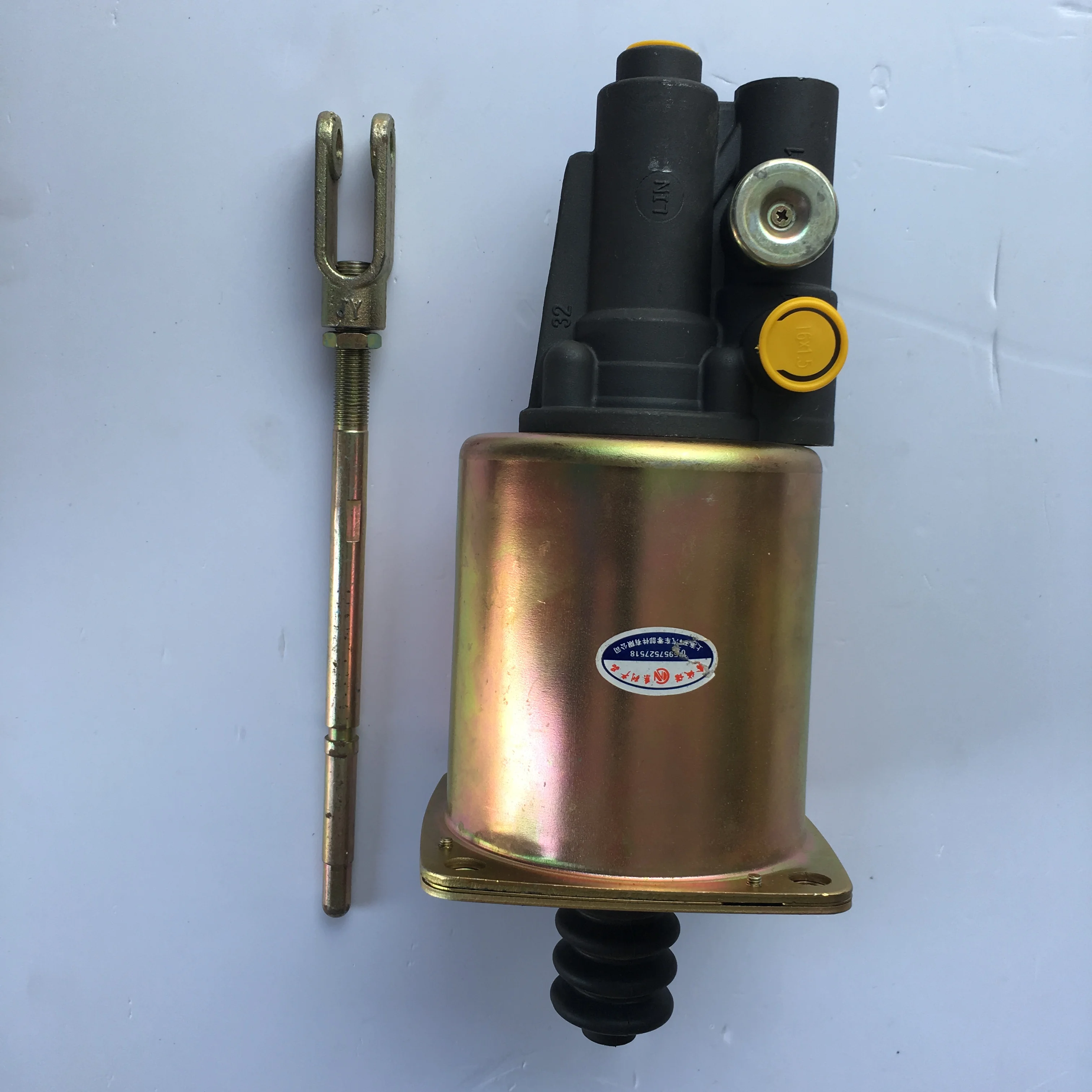 Selling high - quality auto parts and clutch booster always become aolong