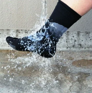 Custom crew socks breathable outdoor hiking athletic waterproof socks