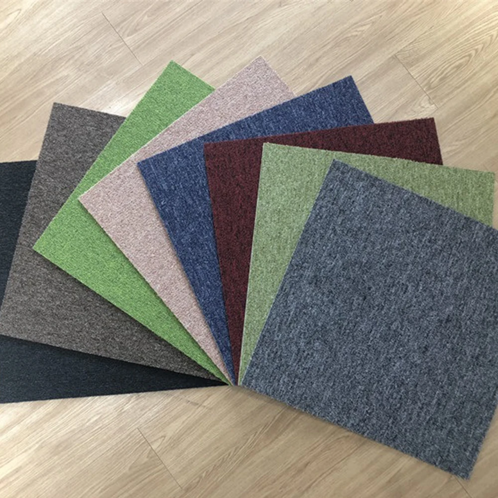 50*50CM and 25*100CM PP Surface Material with PU Backing Carpet Tiles