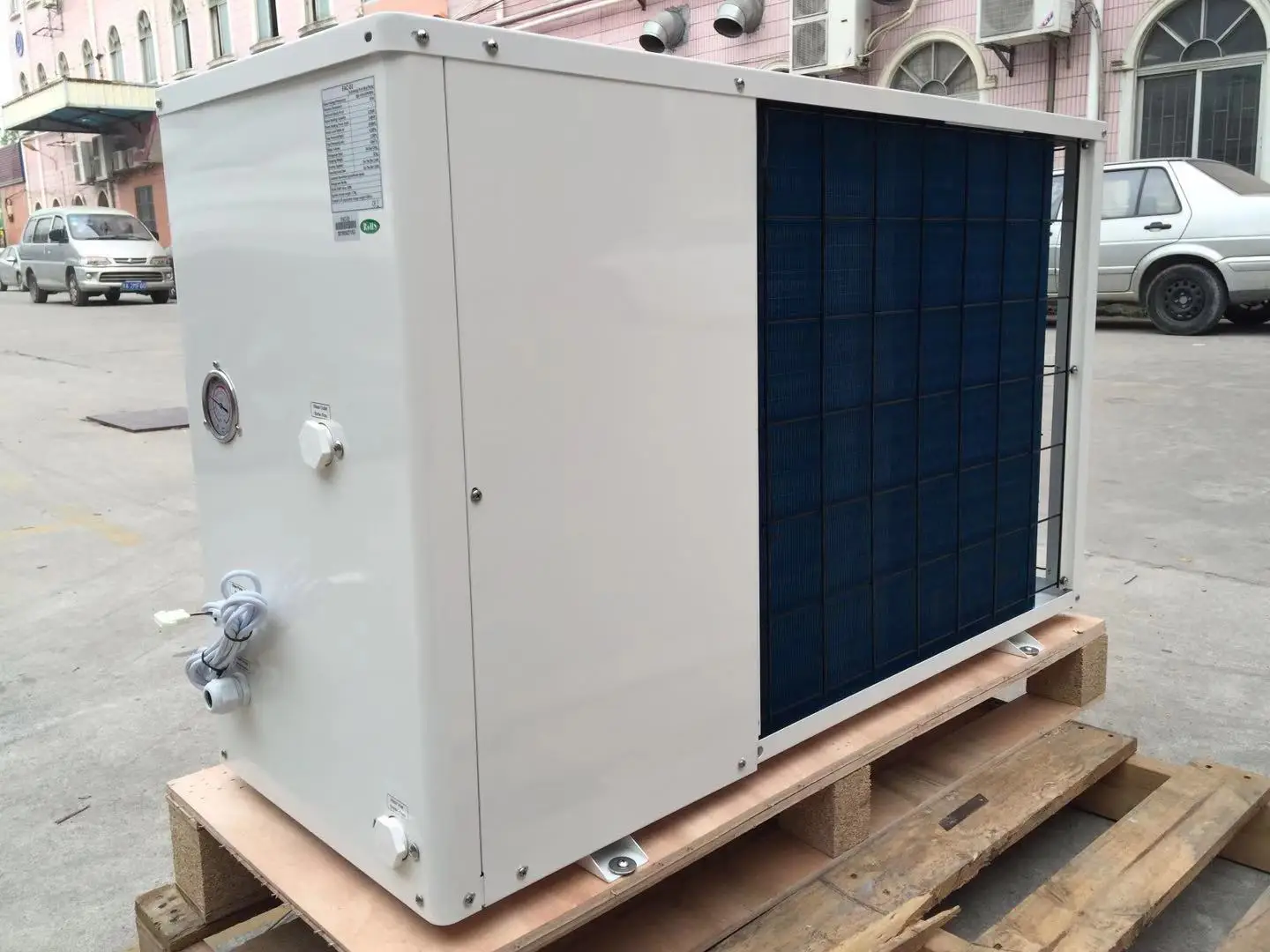 6.3kw Air source heat pump  air cooled mini chiller  heating and cooling