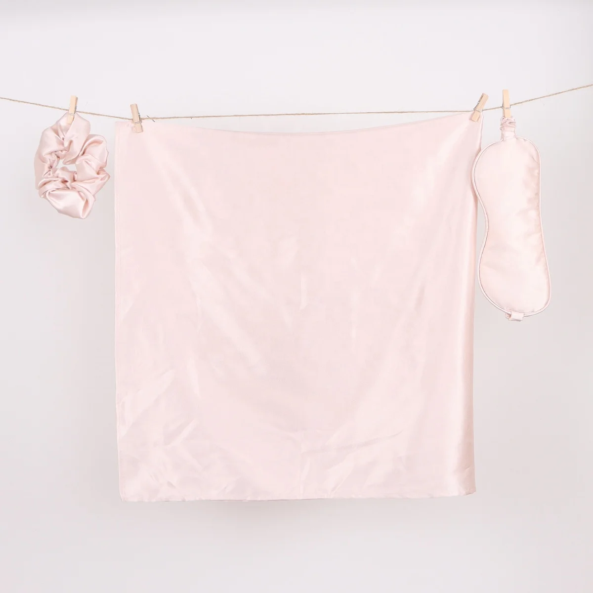 Custom Logo Soft Silk Satin Headscarf Kids Head Scarf Designer Square Head Wrap Scarf Wholesale For Women