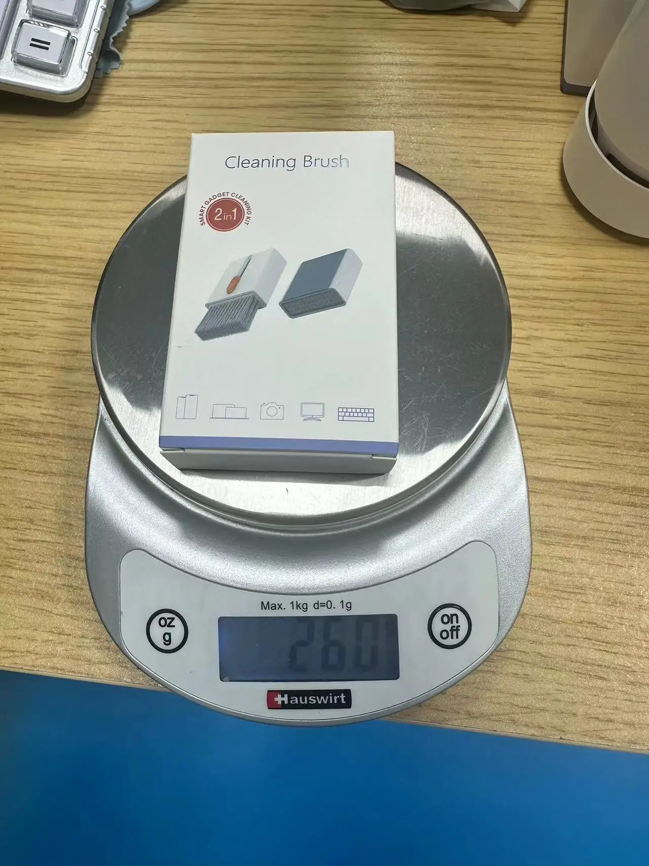 Keyboard cleaner screen cleaning cloth mobile phone screen fingerprint cleaner electronic dust brush small brush keyboard brush