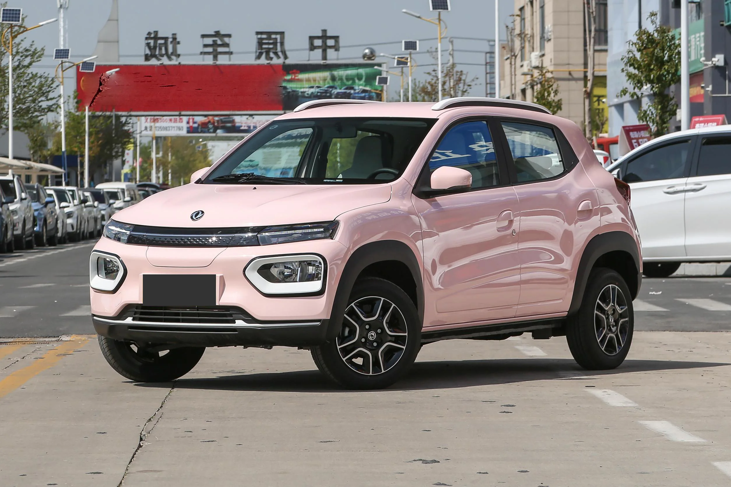 Buy Small Electric Cars Dongfeng Nano Box Small SUV 5-Door 4-Seat SUV 201KM Long Range Cheap Electric Cars From China