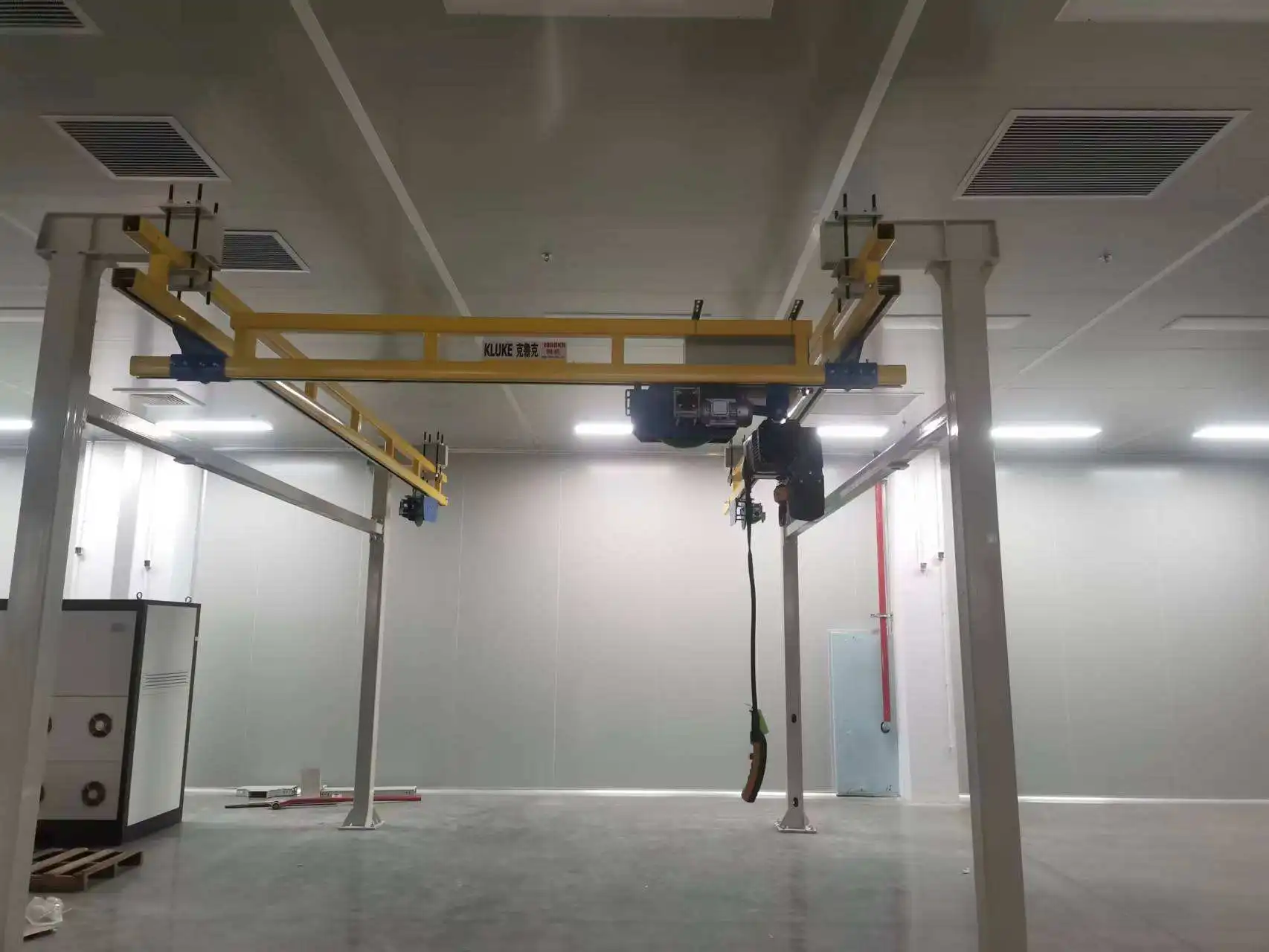 Direct Selling Electric Lifting and Sliding 2 Ton Hoist Material Handling Crane for Small Shop