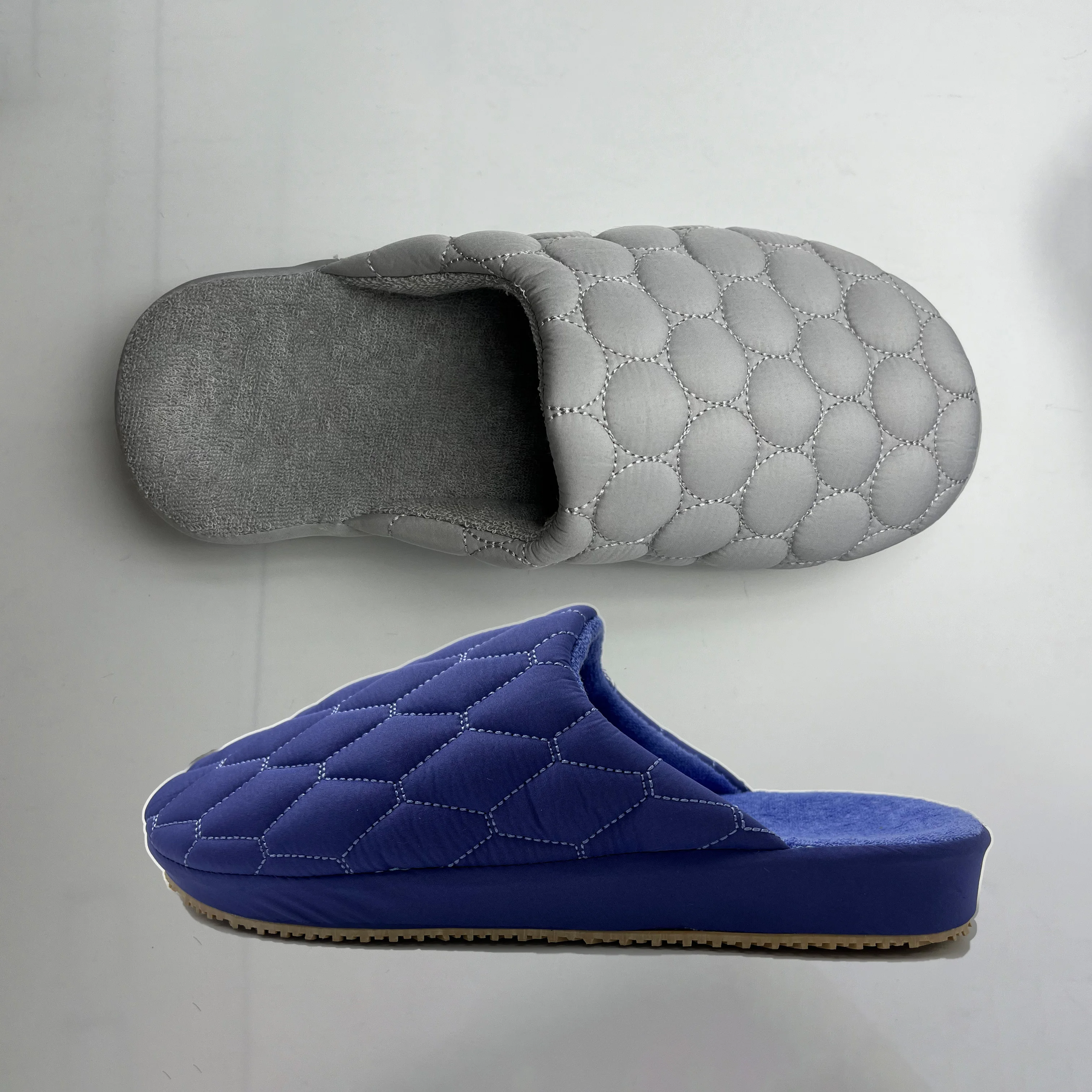 2024 New Arrival Customizable Summer/Spring Slippers with Quilting Upper Foot Bed Arch Insole and TPR Outsole for Home Use