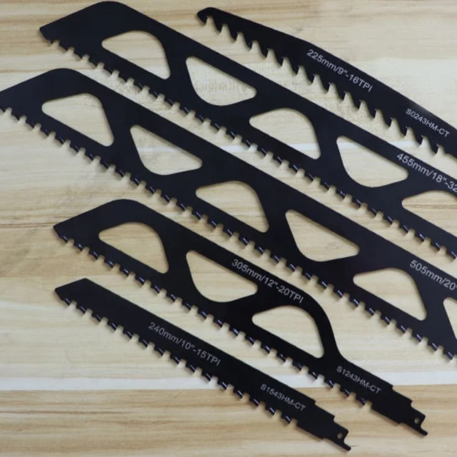 Ereciprocating saw blades for sabre saws