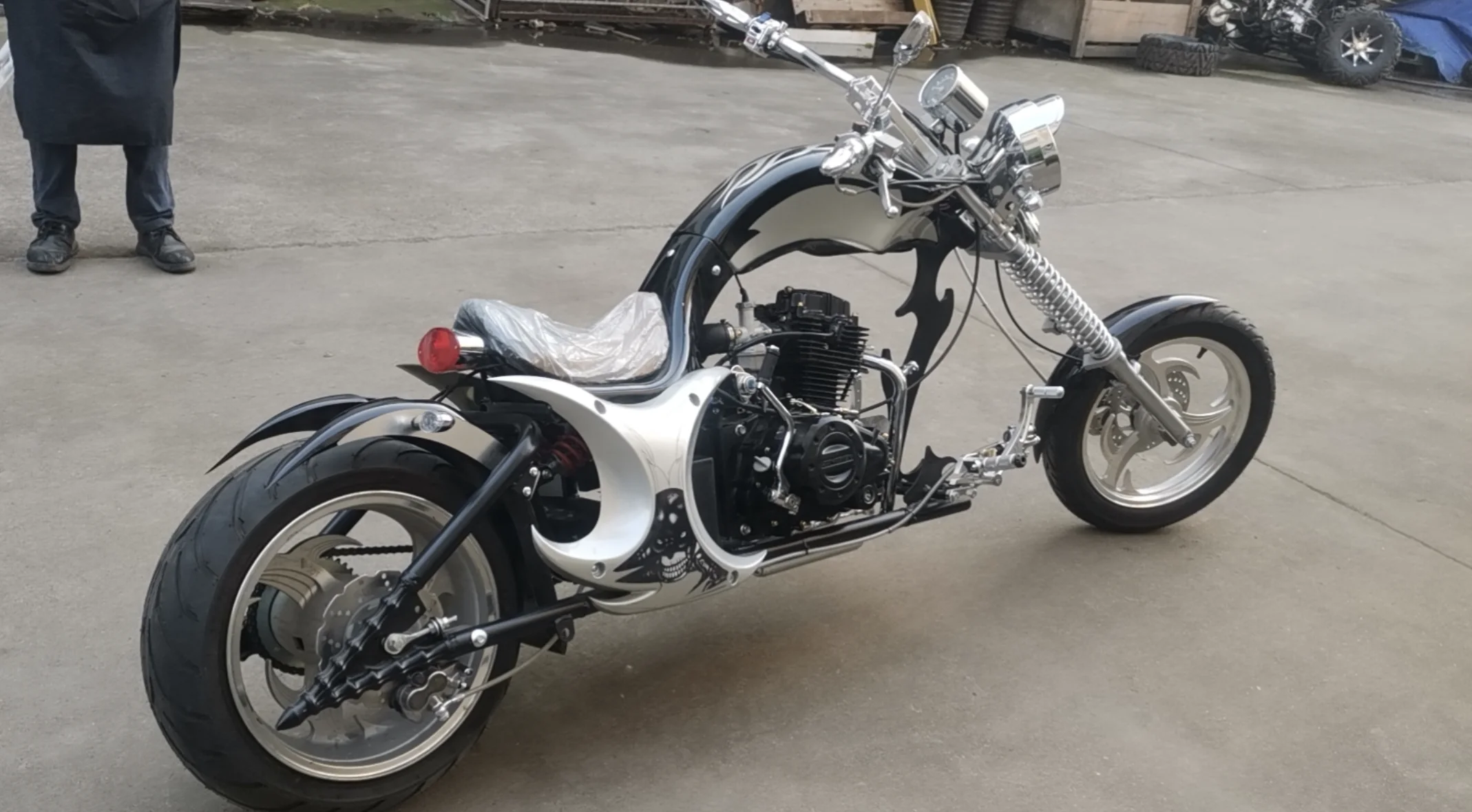 Мотоциклы с газовым двигателем 250cc 400cc от китайского производителя
