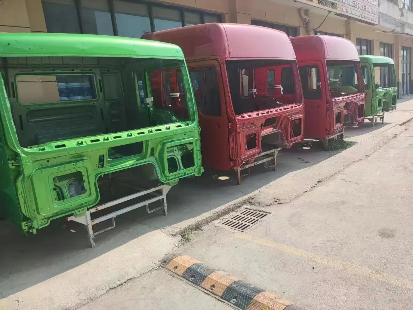 shaanxi automobile f3000 traction truck parts for shacman F2000 truck