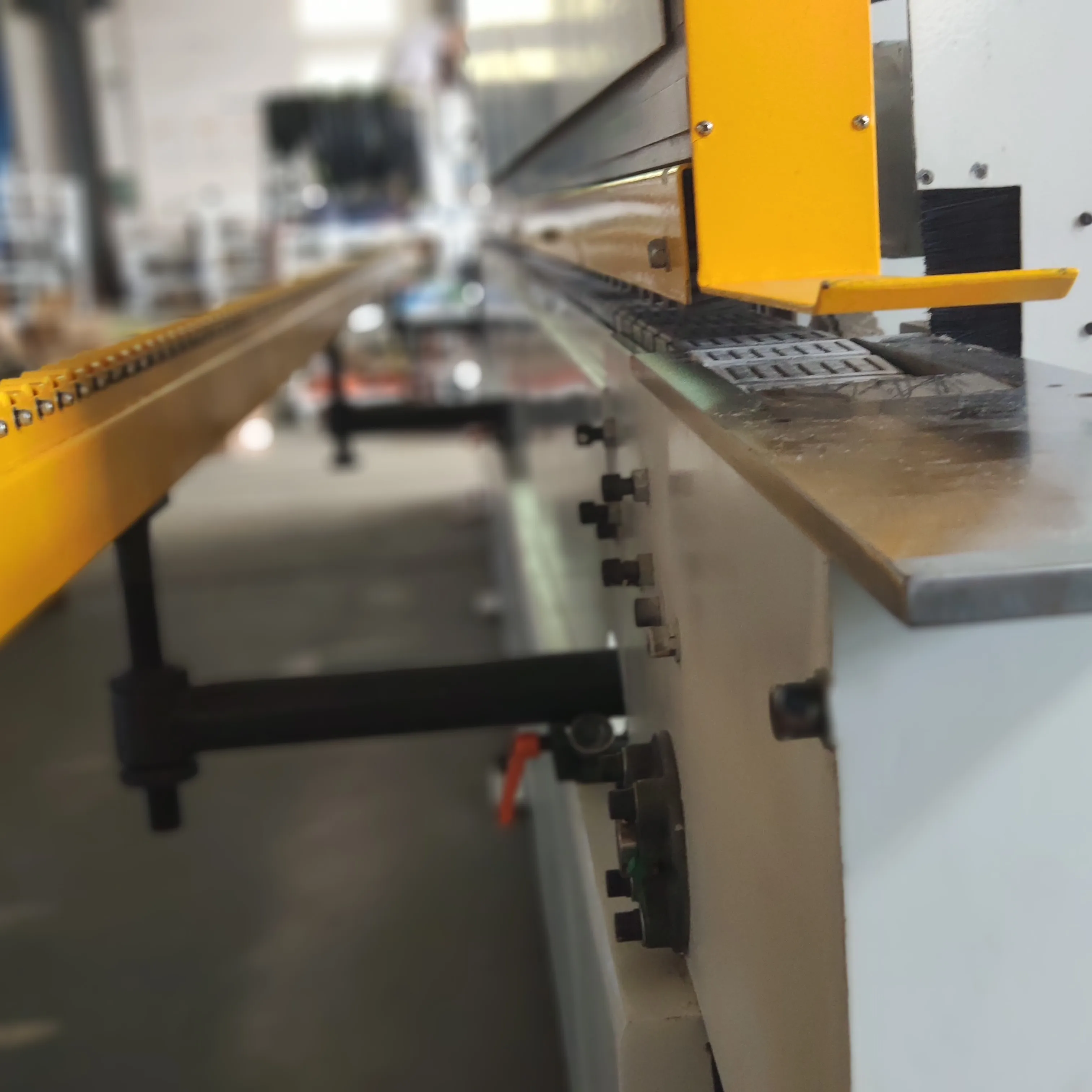 
EVOK TC-60A EDGE BANDING MACHINE 