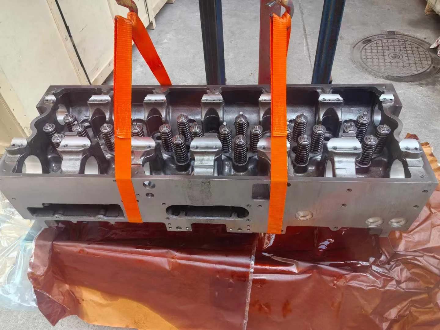 New Engine Parts QSX15 Engine Cylinder Head Assy for Excavator Engine Machinery Repair