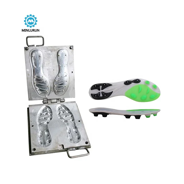 Cute Sport Shoe Shaped Souvenir Custom Metal Gold Plating Keychain