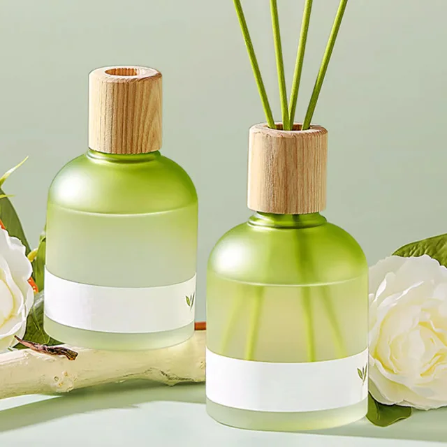 Vietnam Fragrance Large Bell Shape Air Aroma Glass Reed Diffuser Bottle With Wooden Screw Cap