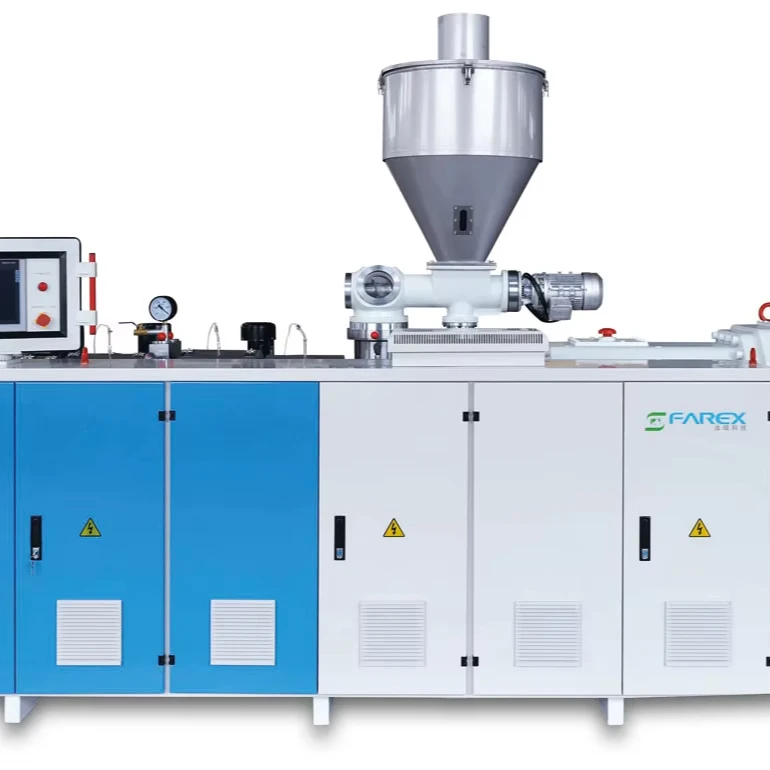 Двойной винт в экструзионной машине
