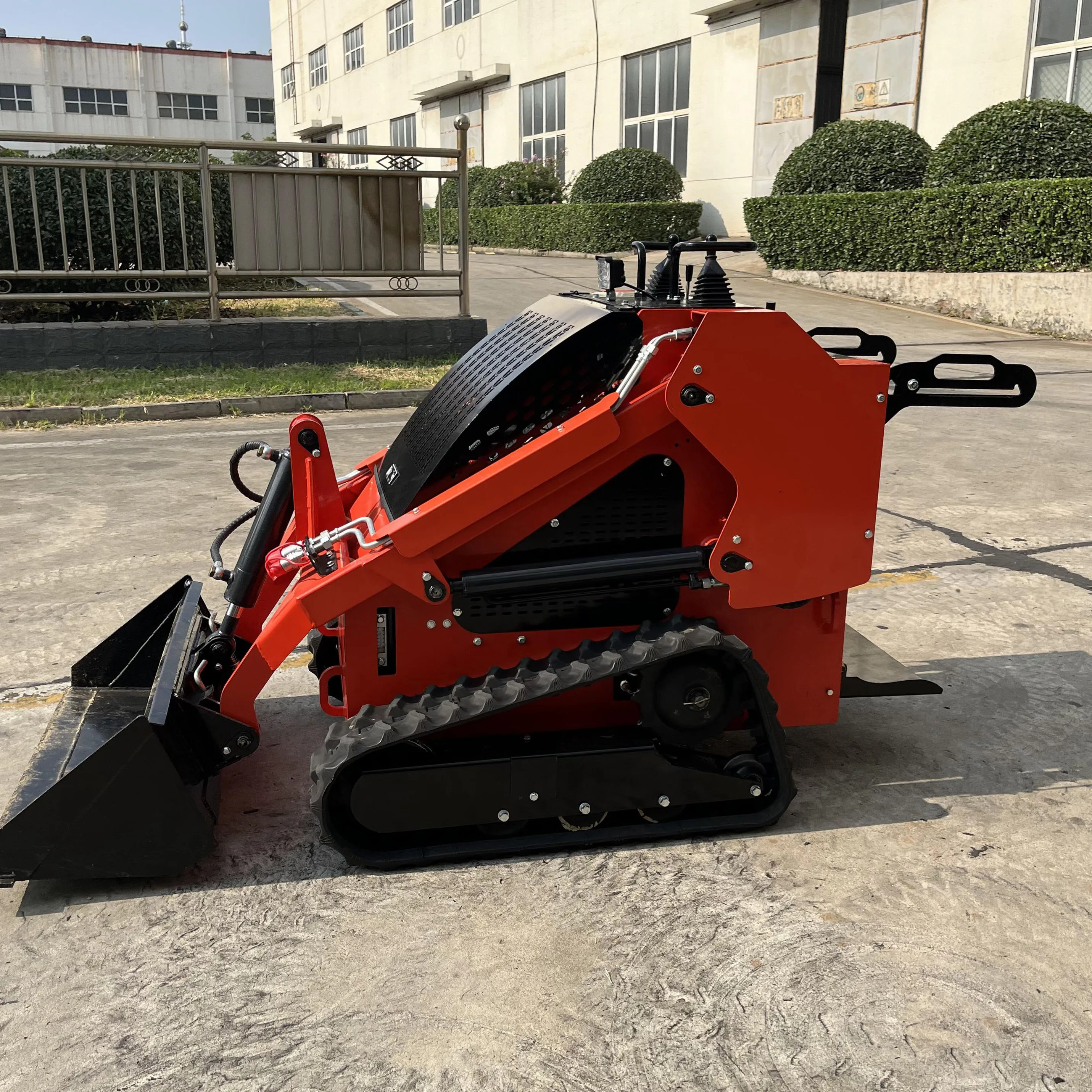 construction earth-moving machinery manufactures 18KW 25HP mini skid steer skidsteer tractor front wheel loader