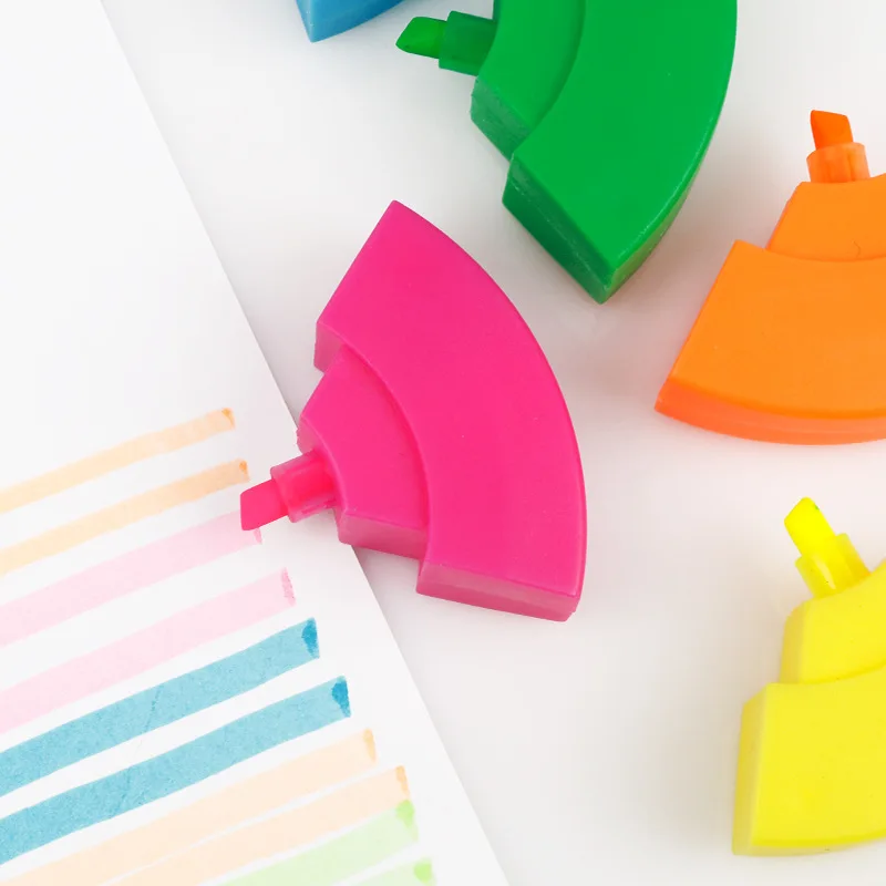 Custom Logo Triangle Highlighters Pen 3 in 1 Fluorescent Marker Pen 3 Colors Students Writing Color Pen for Note