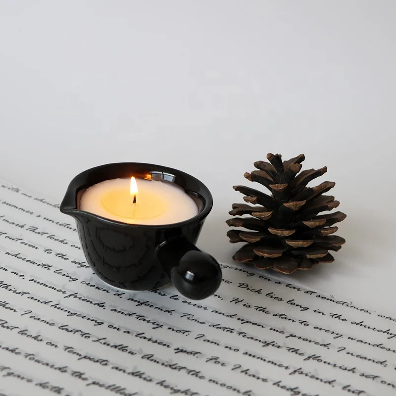 90g Ceramic Jar Customized Packages Scented Soy Massage Oil Candles