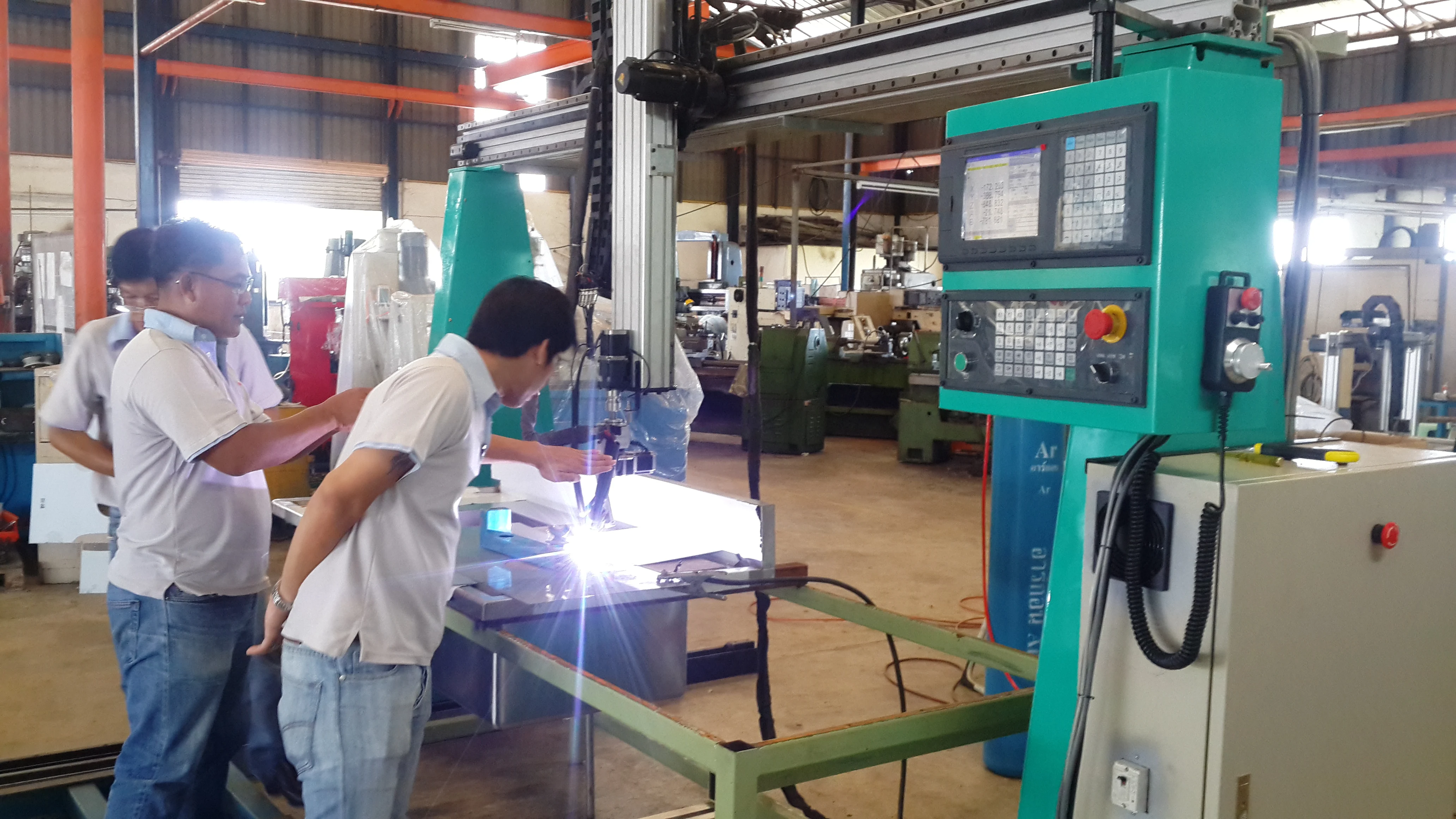 Цена по прейскуранту завода-изготовителя SZGH-CNC1000MDc 3/4/5 оси металла УВД фрезерные станки с ЧПУ контроллер обрабатывающий