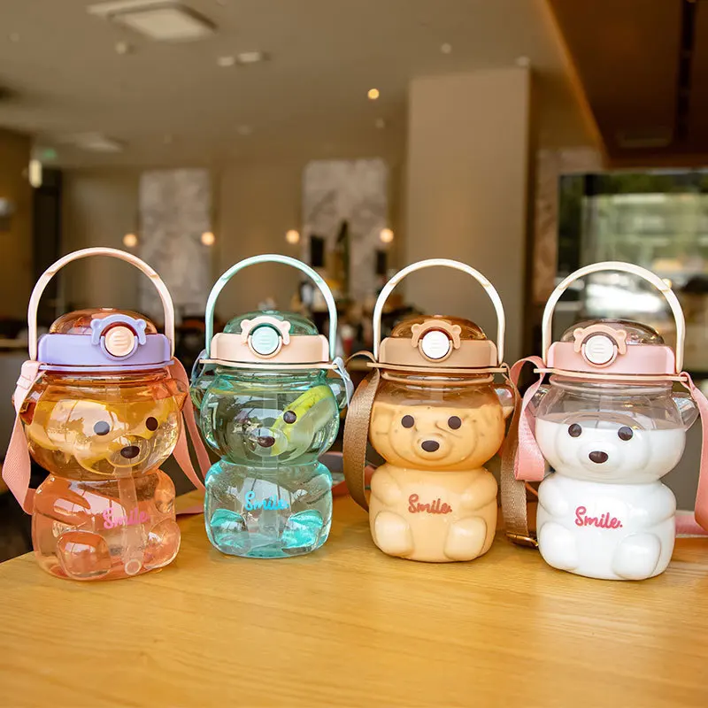 M87 Portable Plastic large capacity 1L kettle bottle hot selling Cute teddy Bear Water bottle with straw for kids