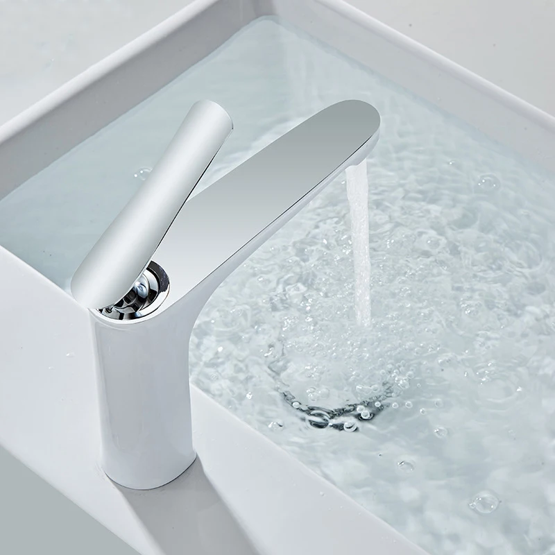 New Bathroom Faucets Bathroom Faucet Bathroom Gold Sink Faucet Hot&cold Water Mixer Tap Deck Mounted Washbasin Taps